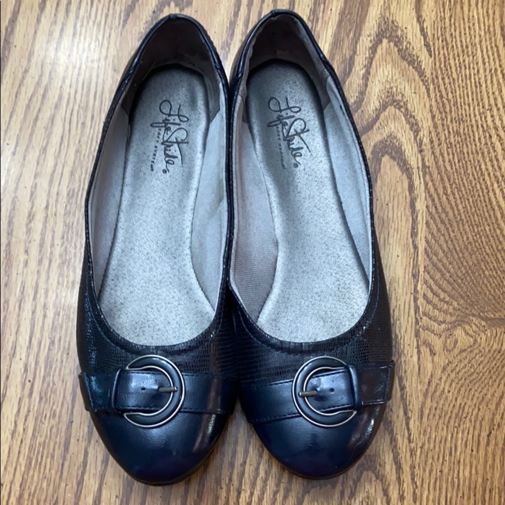 Navy Life Stride Shoes